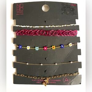 No Boundaries Women's Goldtone 5pc  Choker Set